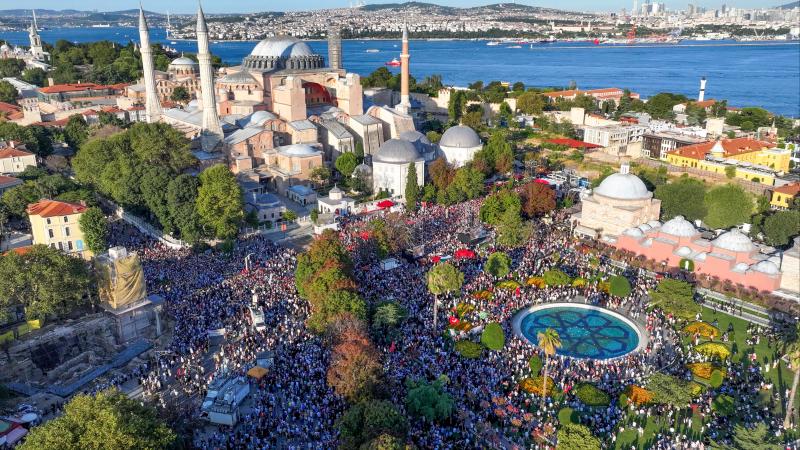 Ayasofya Meydanı’nda büyük Filistin mitingi